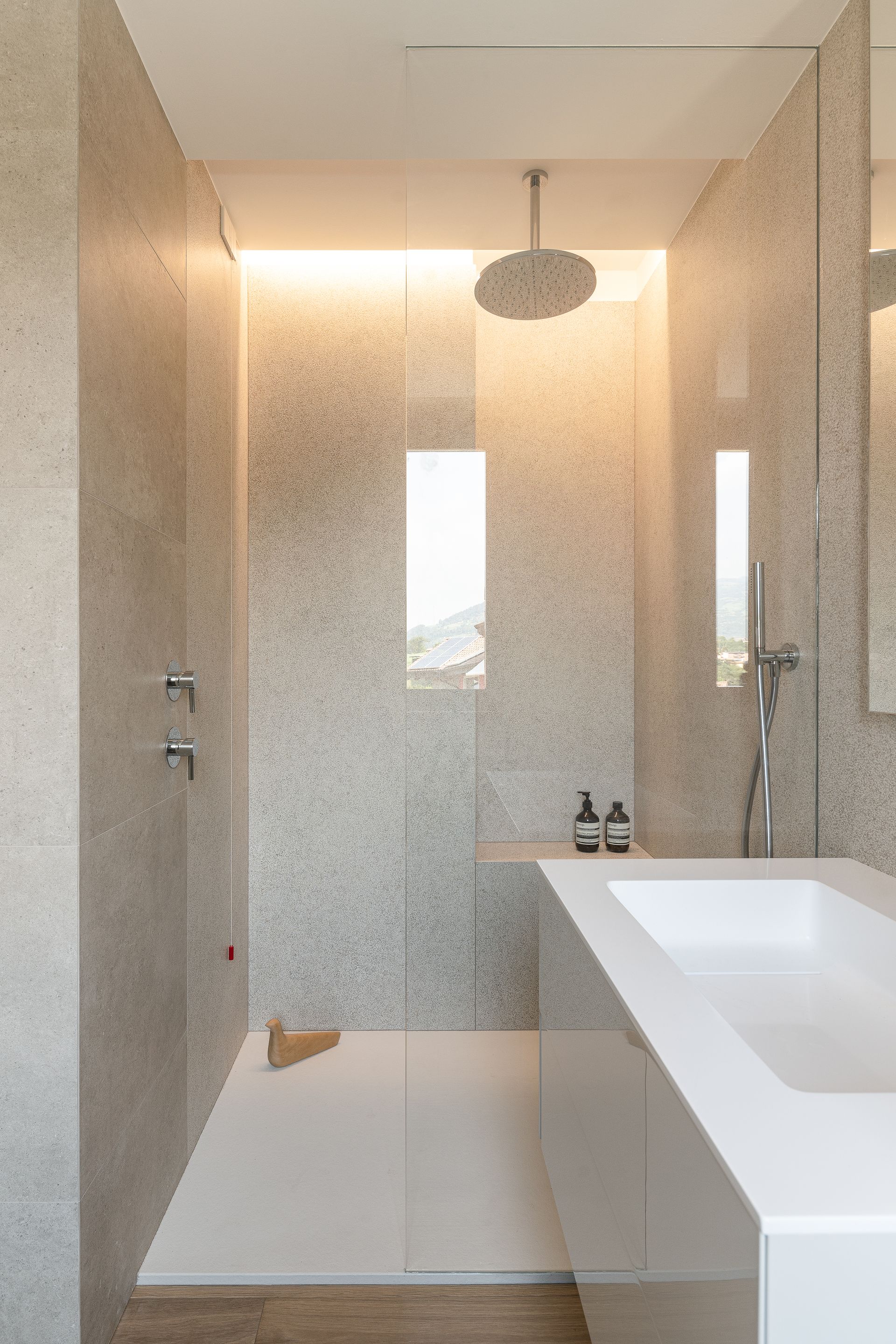 Interior design project, apartment with a view renovation Seriana Valley, Bergamo, Milan, Lake Como, London, New York, Paris. Officina Magisafi architecture design - bathroom