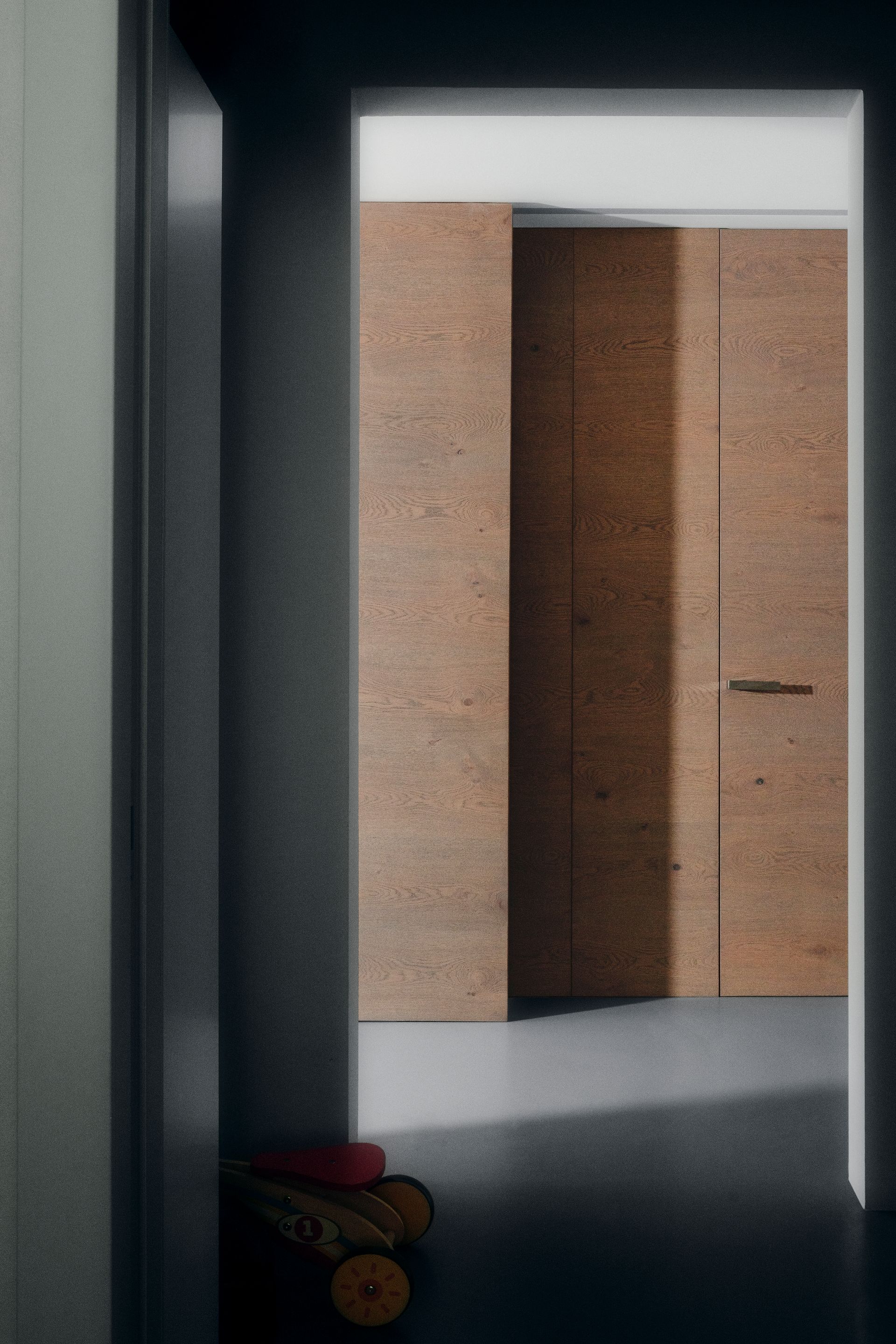 interior design project, open space Milan, Bergamo, Brescia, Lake Como, London, New York. designer Claudio Acquaviva, architect Debora Bordogni, Officina Magisafi architecture design - metal truss