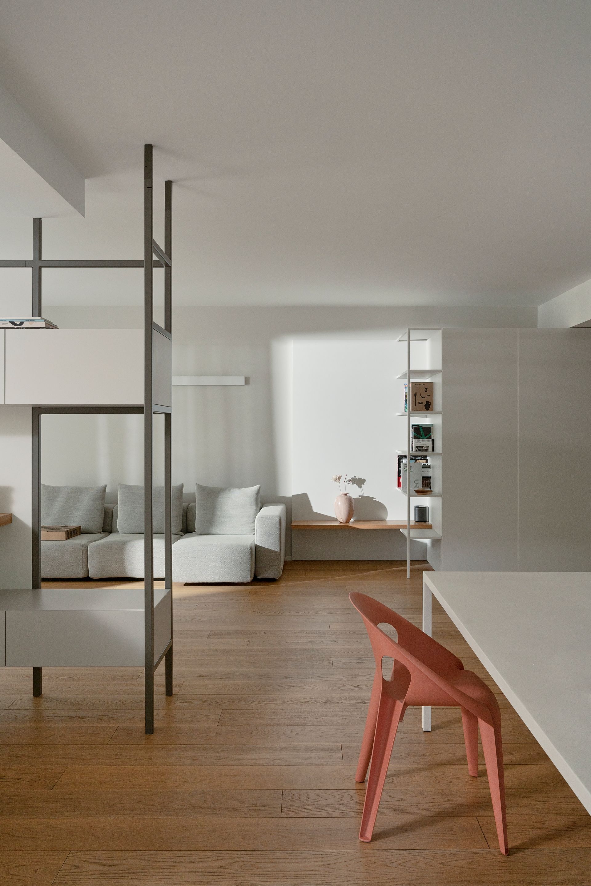 progetto interior design, appartamento Bergamo, Milano, Londra, New York, Parigi, Lago di Como, Gstaad. designer Claudio Acquaviva, architetto Debora Bordogni, Officina Magisafi architettura design - living