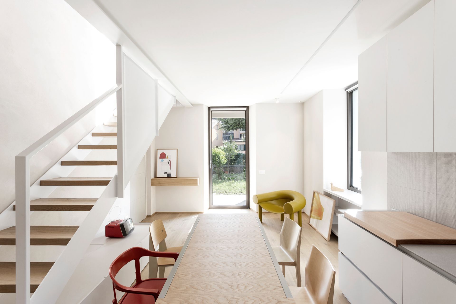 progetto interior design, nuovo appartamento studio loft Milano, Bergamo, Città Alta, Londra, New York, Parigi, Lago di Como, Gstaad. designer Claudio Acquaviva, architetto Debora Bordogni, Officina Magisafi architettura design - corpo scala