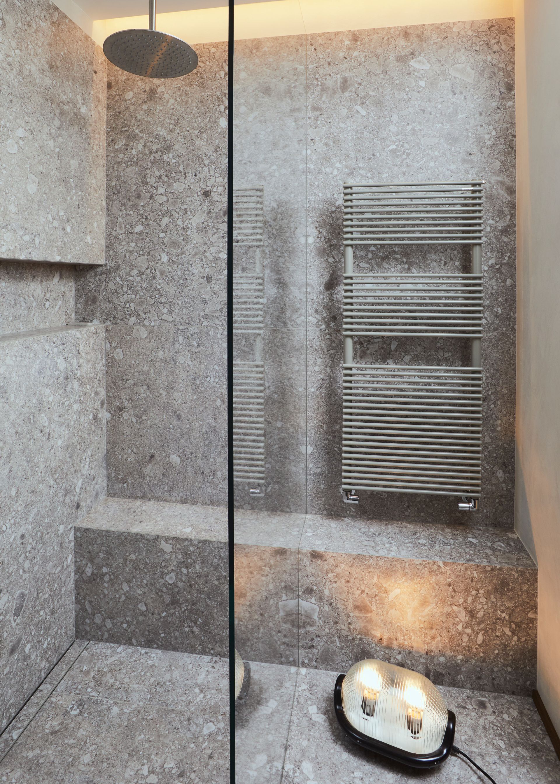 interior design project, bathroom Mutina Pico Bouroullec apartment renovation in Bergamo, Milan, London, New York, Paris, Lake Como, Gstaad - aisle