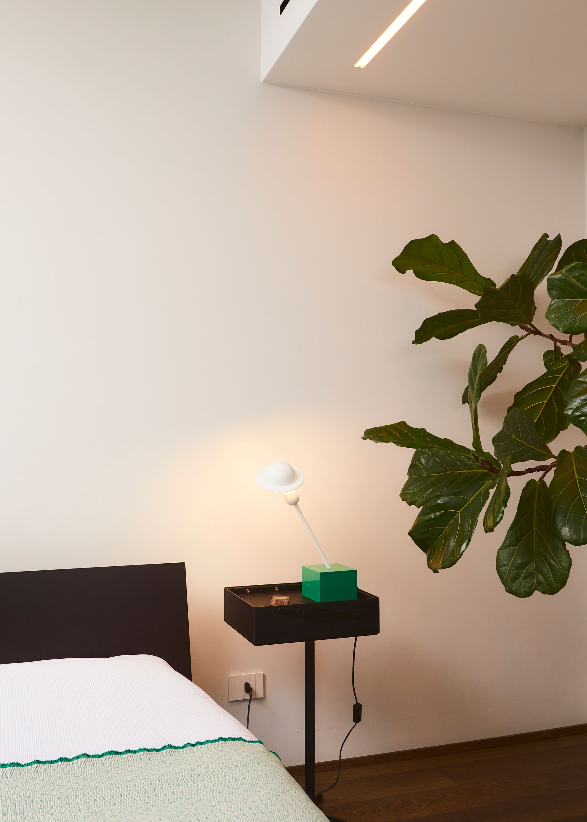 progetto interior design, ristrutturazione appartamento cucina in marmo Bergamo, Milano, Londra, New York, Parigi, Lago di Como, Gstaad. designer Claudio Acquaviva, architetto Debora Bordogni, Officina Magisafi architettura design - cantiere