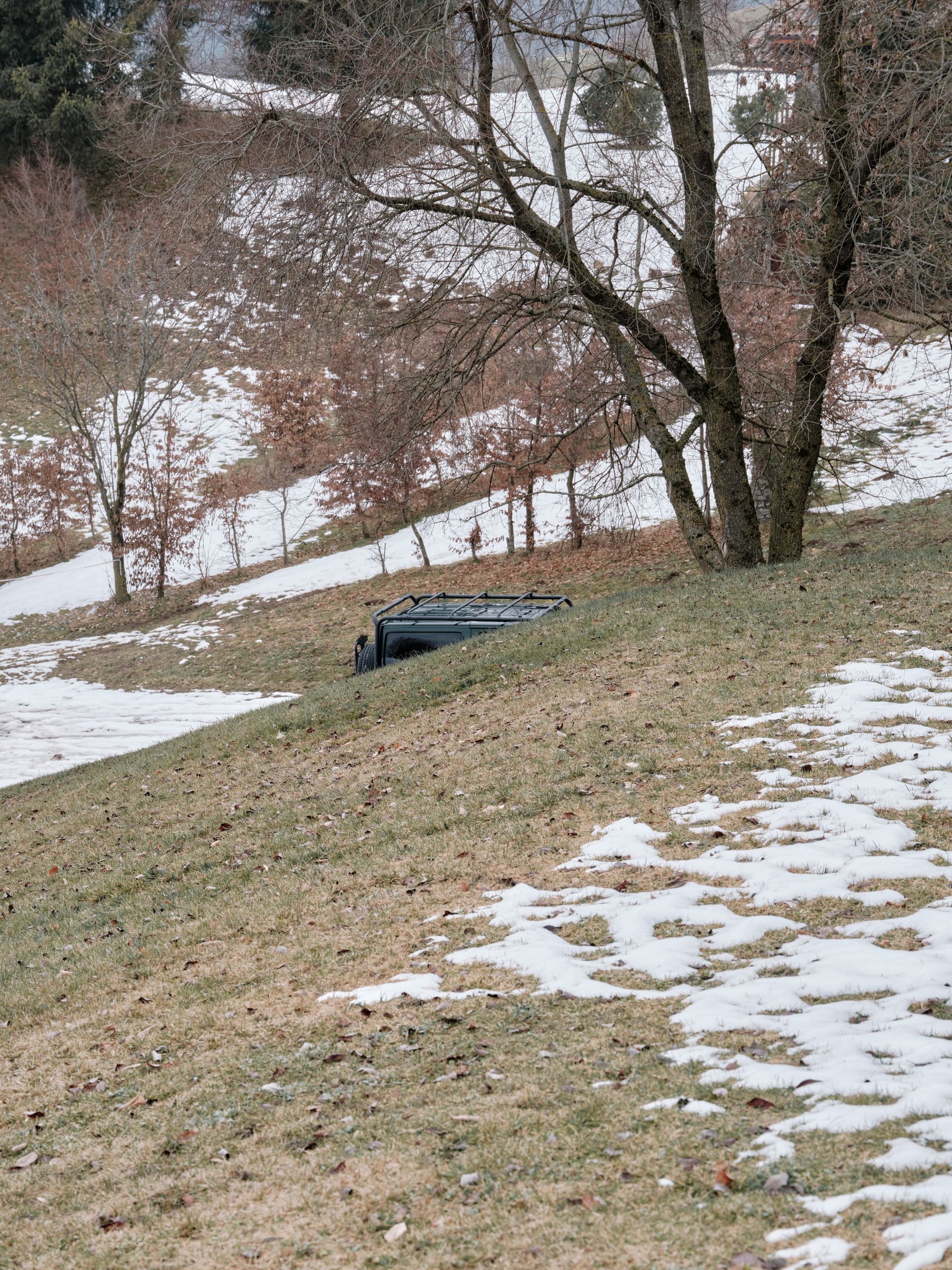 Officina Magisafi architecture interior design studio, materials palettes and finishings, Seriana Valley, Bergamo, Milan, Brescia, lake Como, lake Garda - office