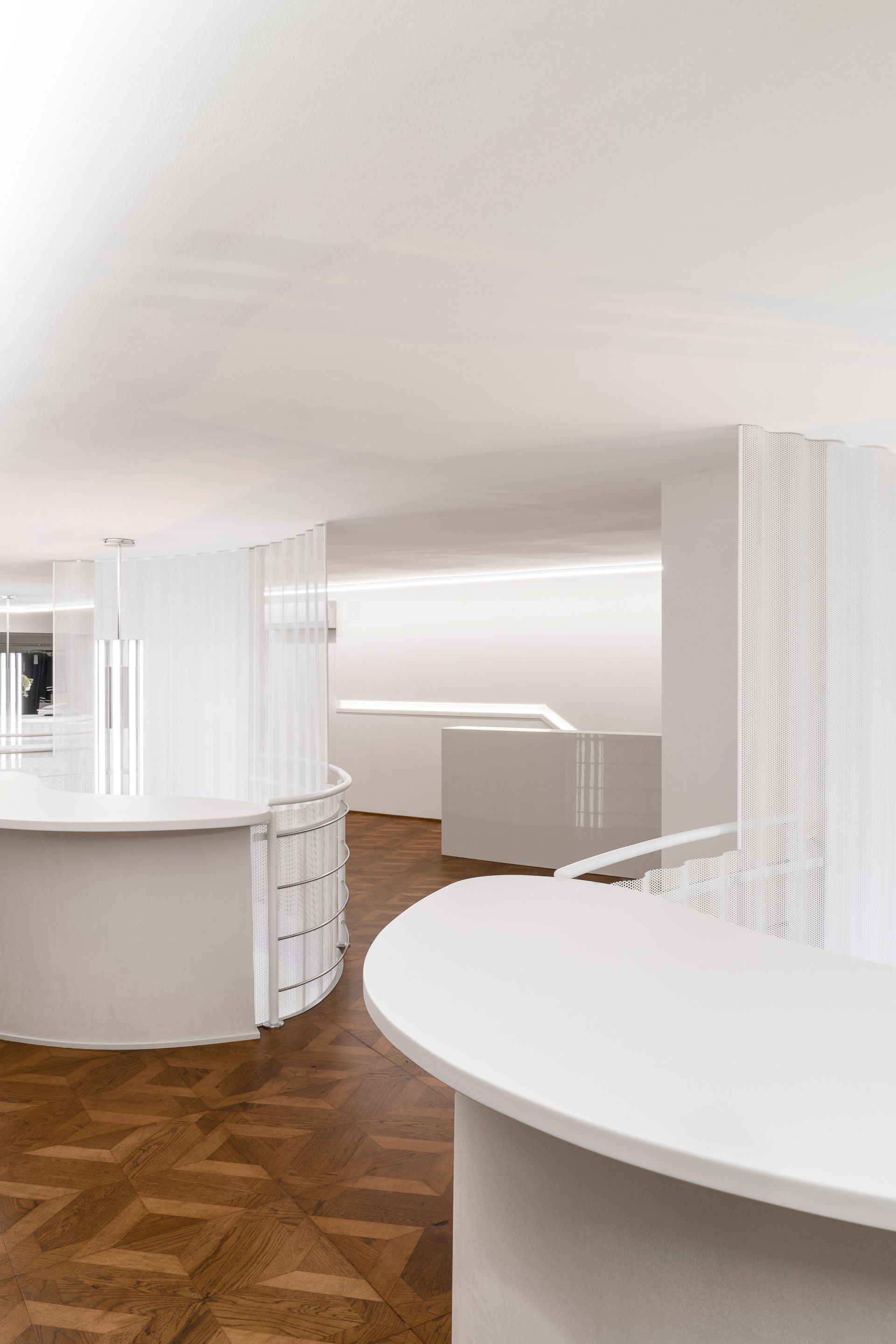 Interior design project, boutique remodeling and rebranding luxury fashion clothing Bergamo, Milan, Lake Como, London, New York, Paris. Officina Magisafi architecture design -  table